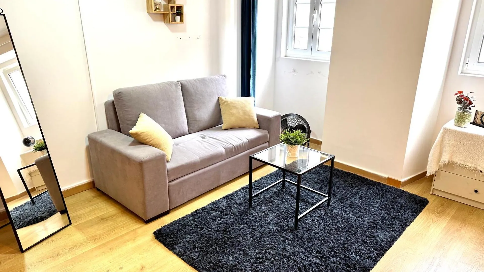 New, Cozy, Central Flat Lisbon Apartment